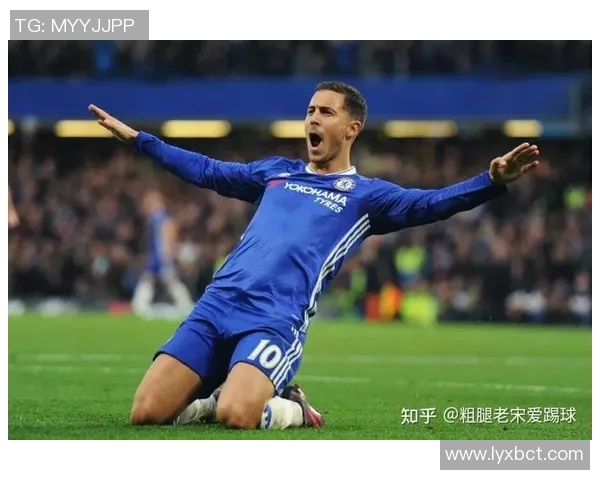 某位足球明星近期遭遇伤病困扰球迷们对此表示担忧与期待恢复情况